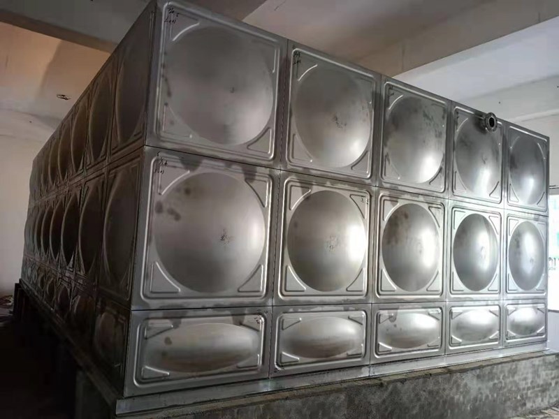 如何去除不銹鋼水箱的表面氧化層？